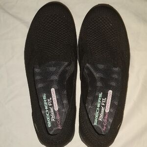 Skechers Black women's Relaxed fit Size 7
